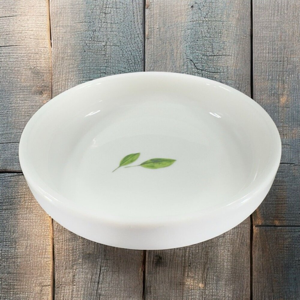 Keo San Super Bone China Round Heavy Dish Plate Single Plate With Leaf Pattern